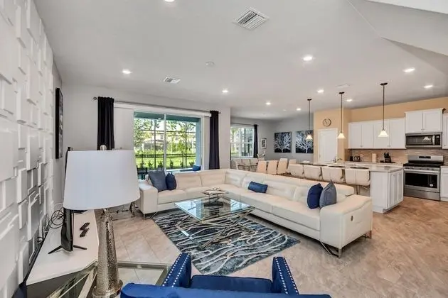 Villa (7387OAKMOSS)