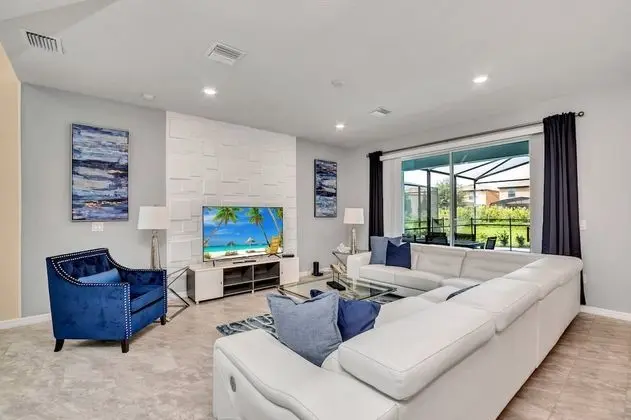 Villa (7387OAKMOSS)