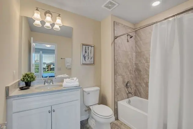 Villa (7387OAKMOSS)