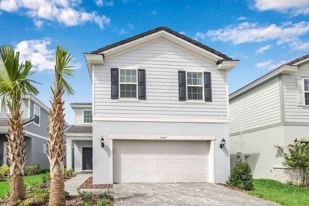 Villa (7387OAKMOSS)