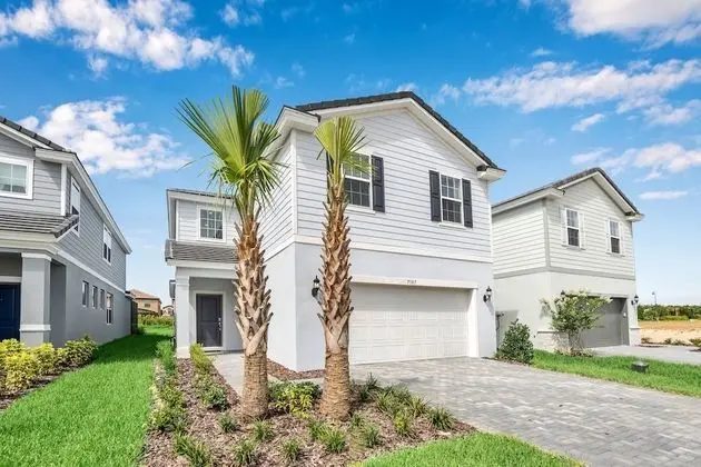Villa (7387OAKMOSS)