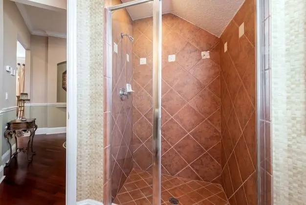 Villa (7704LL Ultimate Reunion Home)