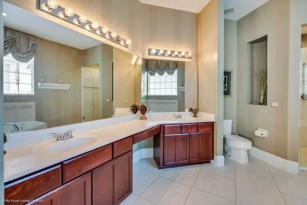 Villa (7704LL Ultimate Reunion Home)