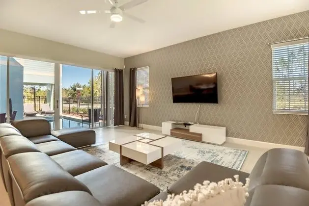 Villa (7786LL Ultimate Reunion Home)