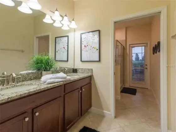 Ev, 5 Yatak Odası (4.5 Bathrooms - 1429)