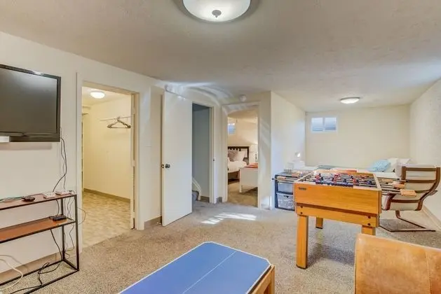 Ev (4 Bedrooms)