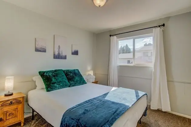 Ev (4 Bedrooms)