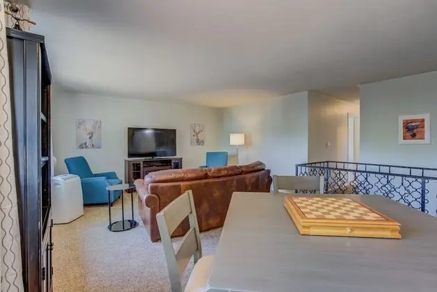 Ev (4 Bedrooms)