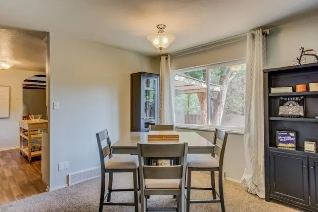 Ev (4 Bedrooms)