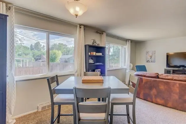 Ev (4 Bedrooms)