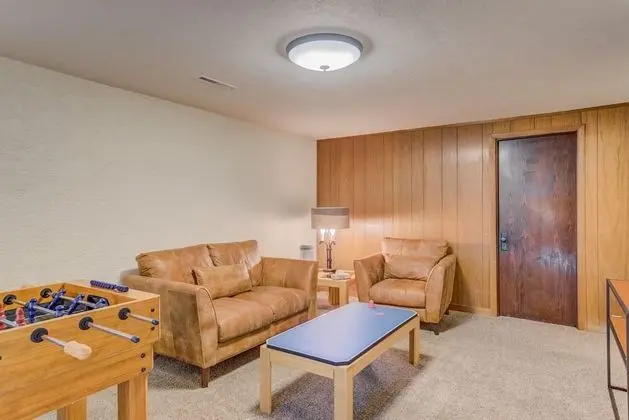 Ev (4 Bedrooms)