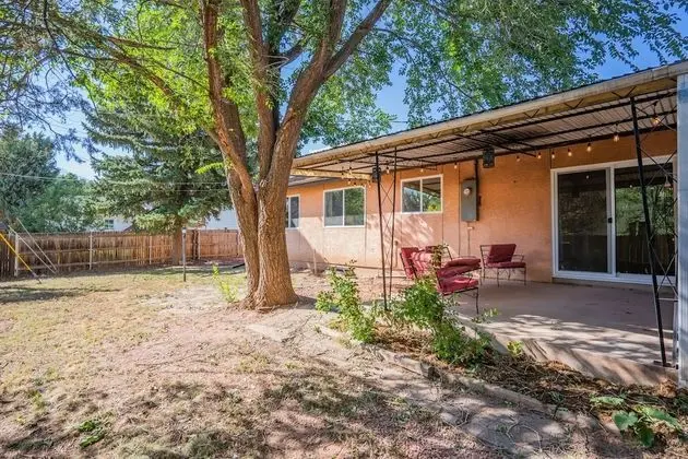 Ev (4 Bedrooms)