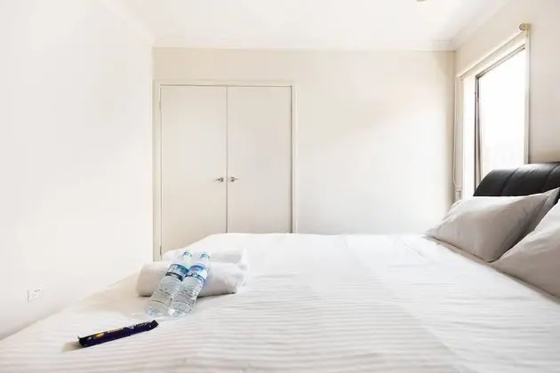 Ev, 5 Yatak Odası, Engellilere Uygun, Balkon