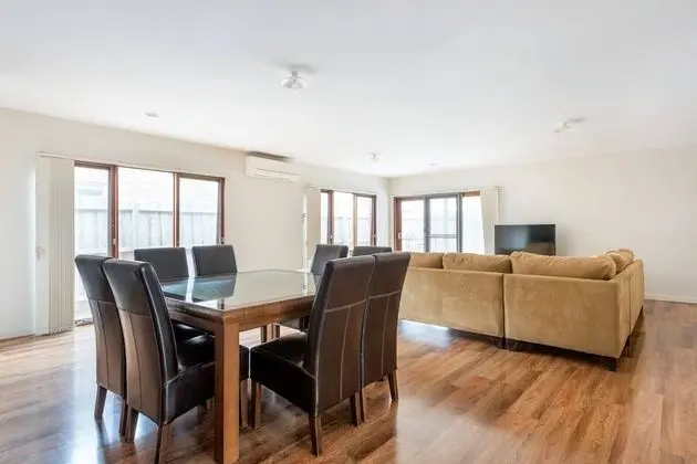 Ev, 5 Yatak Odası, Engellilere Uygun, Balkon