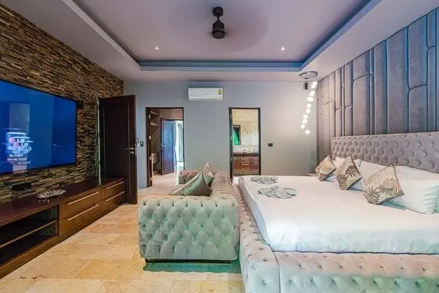 Family Villa