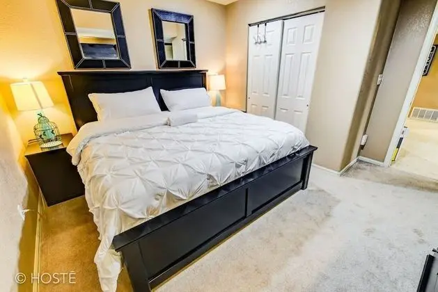 Ev (5 Bedrooms)