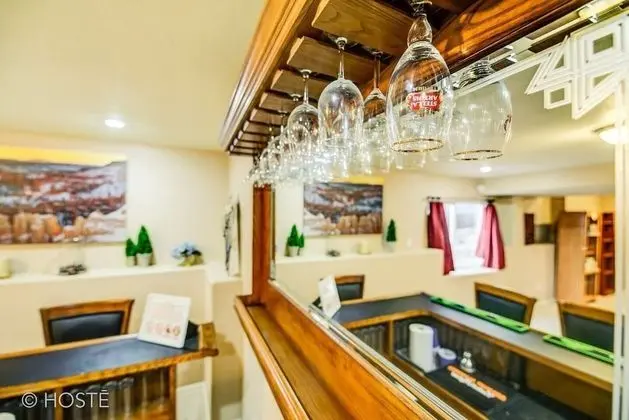 Ev (5 Bedrooms)