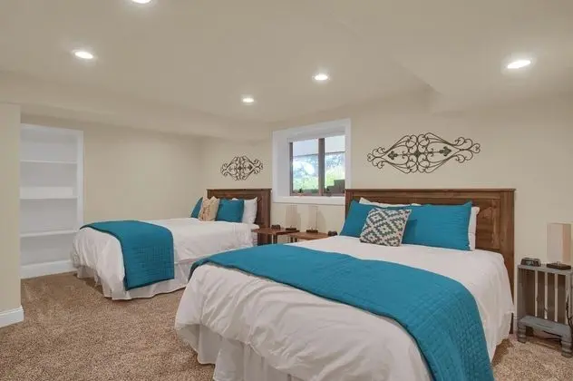 Ev (5 Bedrooms)