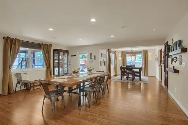 Ev (5 Bedrooms)