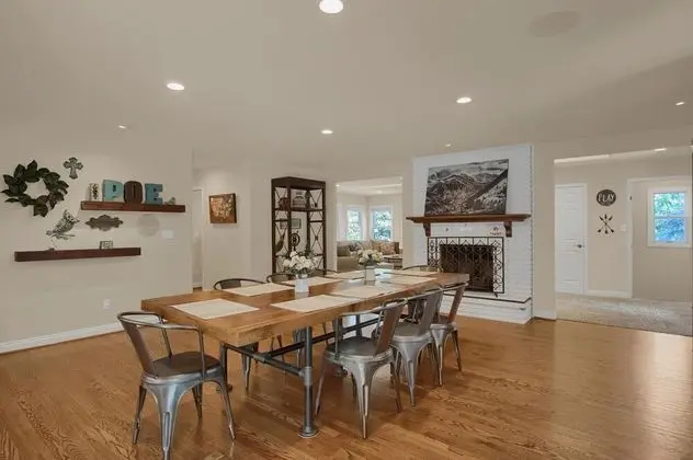 Ev (5 Bedrooms)