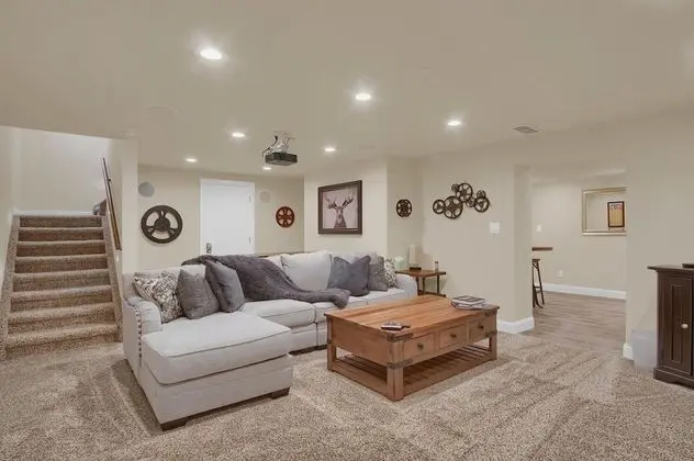Ev (5 Bedrooms)