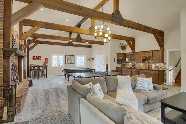 Ev (5 Bedrooms)