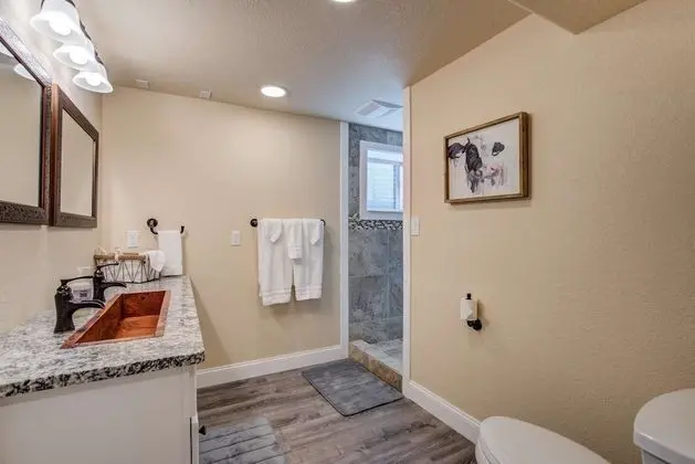 Ev (5 Bedrooms)