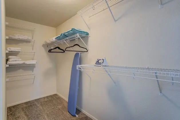 Ev (5 Bedrooms)