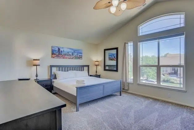 Ev (5 Bedrooms)