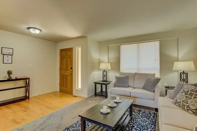 Ev (5 Bedrooms)