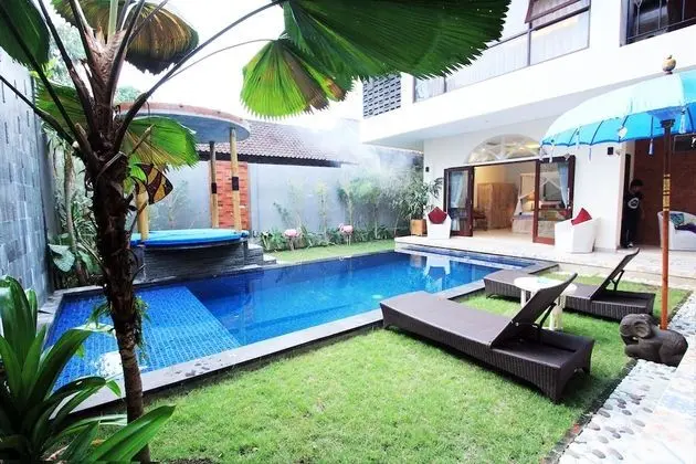 Villa, 5 Yatak Odası, Kişiye Özel Havuzlu