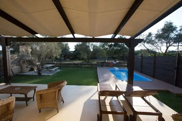 Villa, 1 Yatak Odası, Havuz Manzaralı