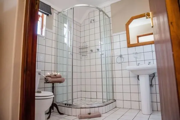 İki Ayrı Yataklı Oda (Shower, 3 or 4)