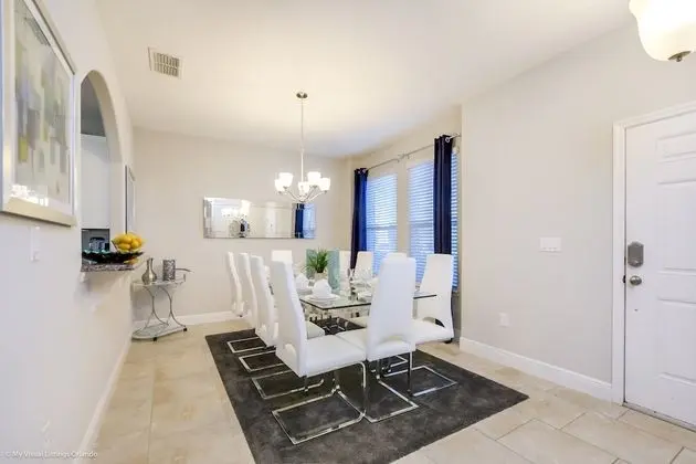 Villa (42010V Luxury 6 Bedroom 4.Bath  Home )