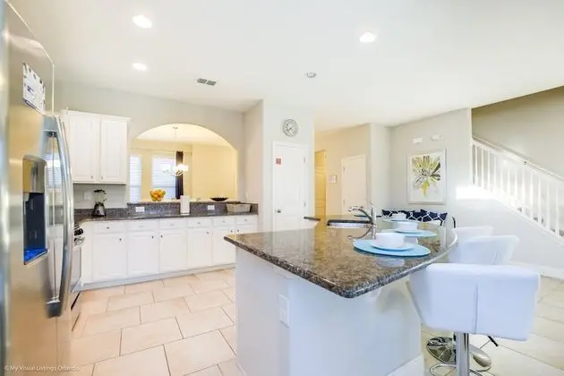 Villa (42010V Luxury 6 Bedroom 4.Bath  Home )