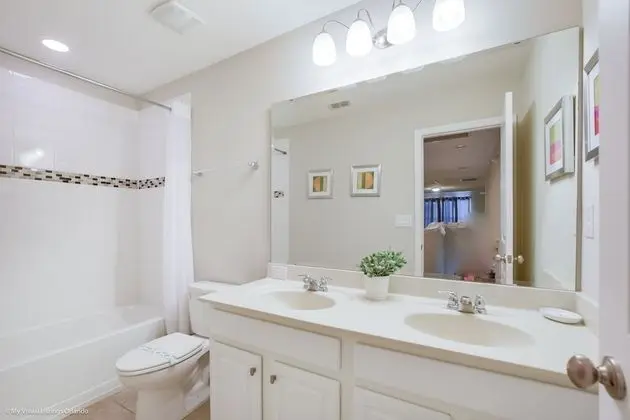 Villa (42010V Luxury 6 Bedroom 4.Bath  Home )