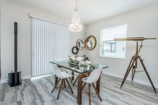 Villa (4795KKC00)