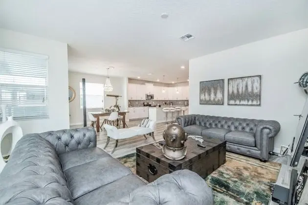 Villa (4795KKC00)