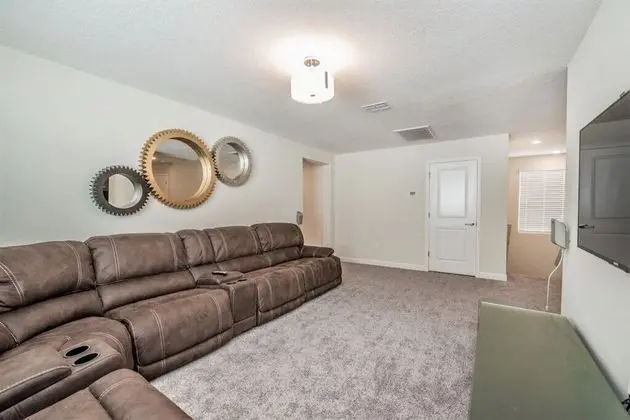 Villa (4795KKC00)