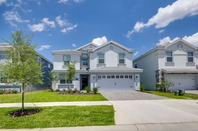Villa (6 Bedroom 5 Bathroom)