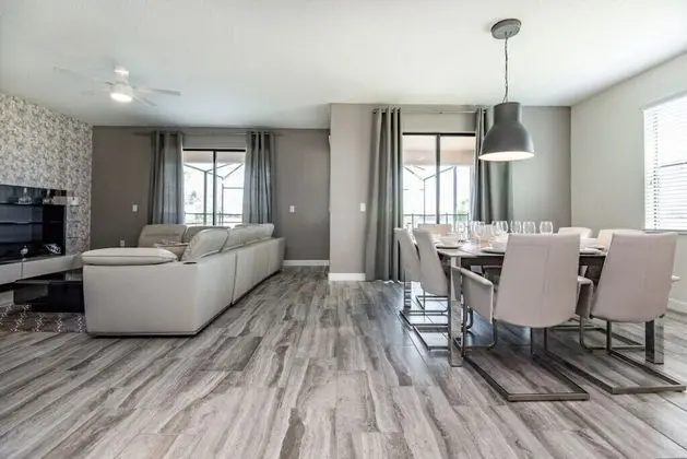 Ev (6 Bedroom 5 Bathroom Gated Resort Vil)