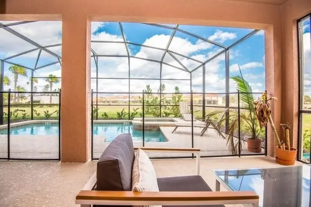 Ev (6 Bedroom 5 Bathroom Gated Resort Vil)