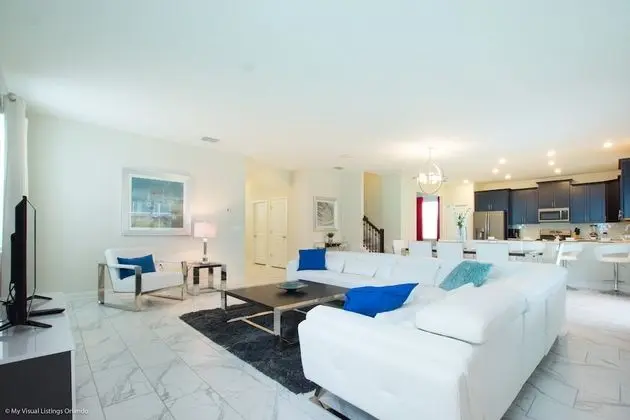 Villa (Amazing 6 Bedroom 6 Bathroom Fiji Mod)