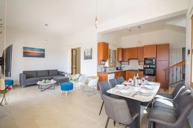 Villa, 6 Yatak Odası, Balkon