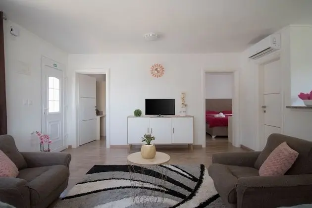 Villa, Kişiye Özel Havuzlu