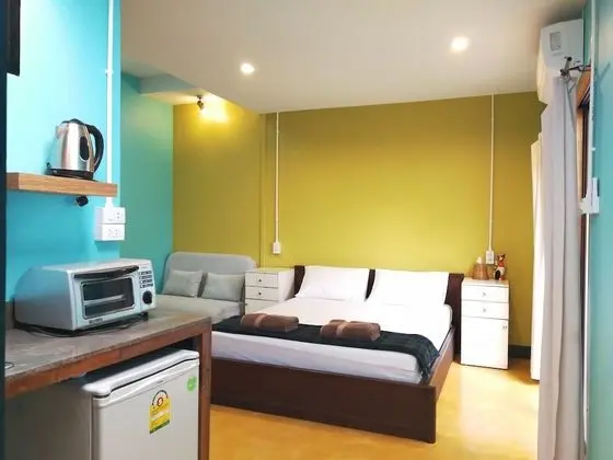 Studio with Private Bathroom