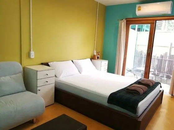 Studio with Private Bathroom