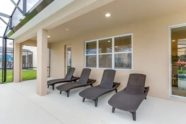 Ev (6028BOD 14 Bedroom 11 Bathrrom)