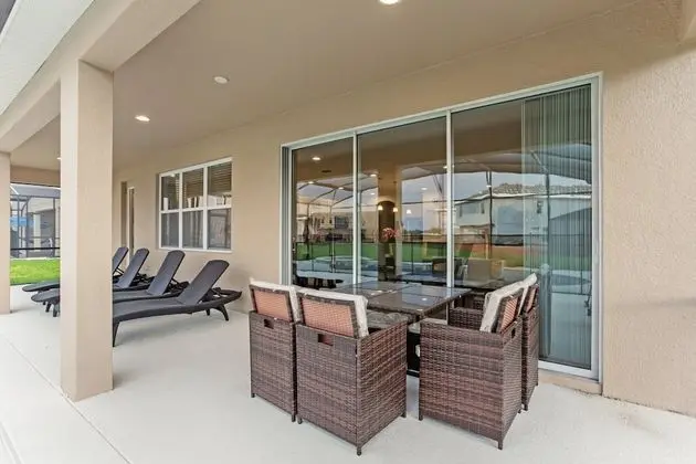 Ev (6028BOD 14 Bedroom 11 Bathrrom)