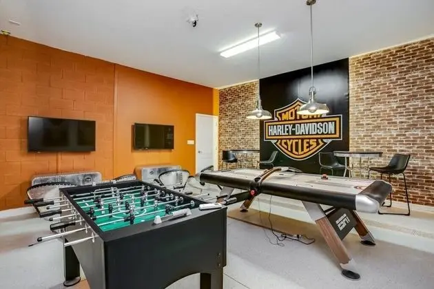 Villa (6052BROA)